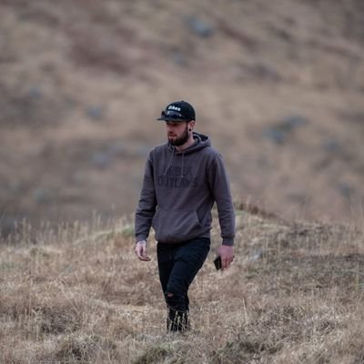 I'm that Scottish guy that walks about abandoned places and plays games on https://t.co/pbu4s8kcuS