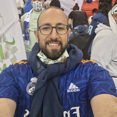 عضو ومشرف في الرابطه الرسميه لريال مدريد في
السعودية
BlancosKsa@
