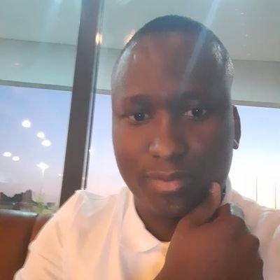 Life is too short to wake up with regrets. So love the people who treat you right and forget about the ones who don't. @orlandopiratesfc fan 😄😄😄