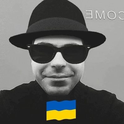 levankapanadz10's profile picture. 