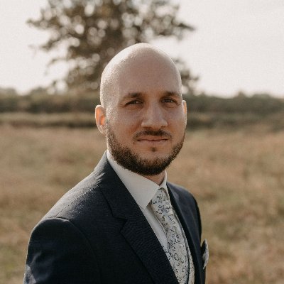 varganorbi0000's profile picture. 