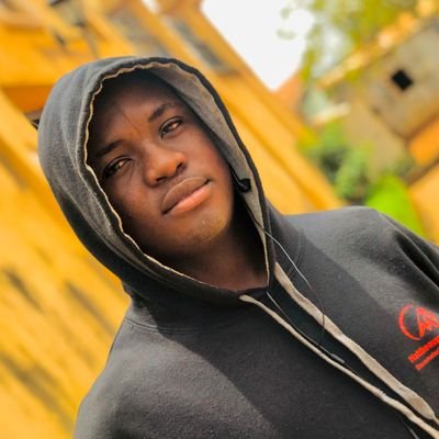 Azizz_Runa's profile picture. ♤♡ Je m'occupe pas des affaires qui ne me concerne pas, je me melle pas de ce qui ne me regarde pas, je vie ma vie comme si c'était le dernier jour ◇♧