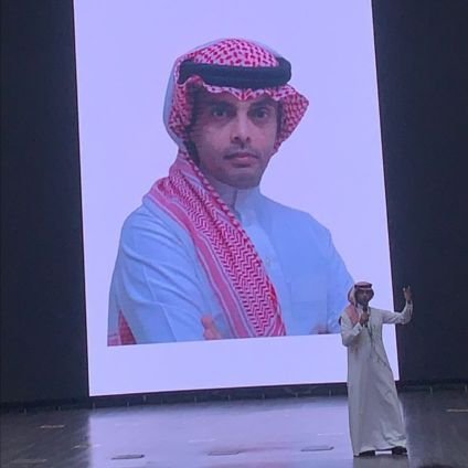 HMergami's profile picture. أقصى حدود الصمت يبدأ عالمي * فأنا هدوء الكون بعض صفاتي
صمتي حديث العارفين بلهجتي * و حديث صمتي أفصح الكلماتِ