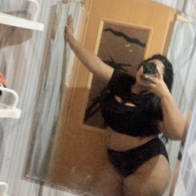 chrishielrys's profile picture. 💋🍒