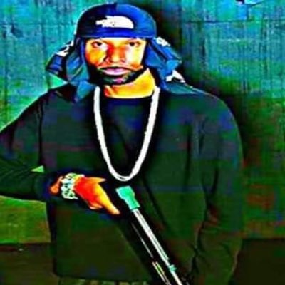 BowGigidiGaddem's profile picture. Emmanuel Macron comme deux tranches de jambon 😸 j’fais d trucs sur insta