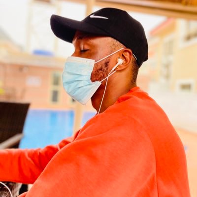 Batto287908755's profile picture. Am a understanding person and I love football ⚽️