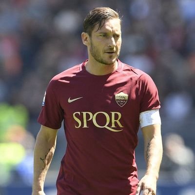 As Roma 🇮🇹
Unico Grande Amore 💛❤🐺
Saved by Grace 🙏🙌
More Self Love ✌