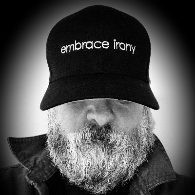ChrisChris108's profile picture. 🤔 Cagey human ... rubbernecking 🌍entropy from ☸️⚓️