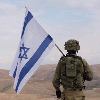 Interested in military, law enforcement, emergency vehicles, football. 

Discord: dkDeMKN

English/Hebrew
אנגלית/עברית