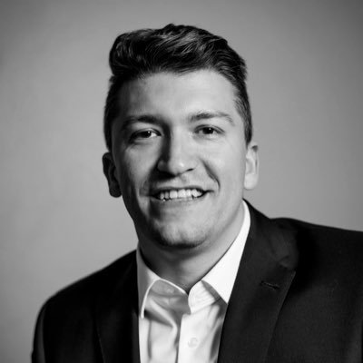 vaha's profile picture. 📱High-Tech ✈️ Travel 🔋 Tesla Owner/Enthusiast 🛸 Drone Photography/Videography