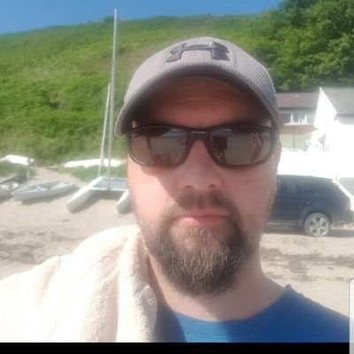 Richie_F26's profile picture. the harder you practice the luckier you get!
@Everton season ticket holder. COYB 
#ReleaseTheSynderCut
#UsUnited