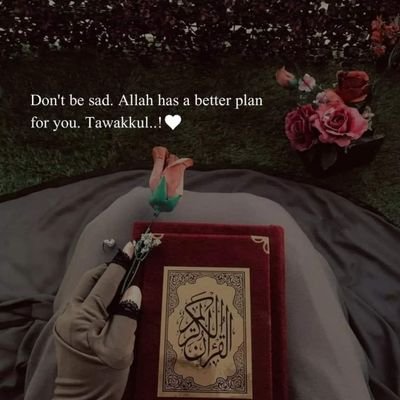 لا تحزن إن الله معنا 
Don't be sad, Allah is with us.