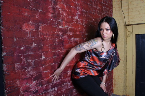 Workaholic, take care of my my kids, and staying focused. Aspiring hair and Make-Up Artist... Im multi-talented and I entend to put my good talents to use