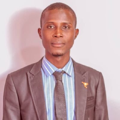 Ahmed_Hussainee's profile picture. B. Tech {Accounting}. ATBU Bauchi 2015, Banker, ACCA., Footballer, Activist, Introvert, Optimist, SGF Co-founder.