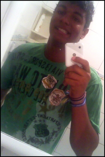 Phellstifler's profile picture. Consideração se tem pra quem age na pureza ♫