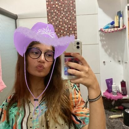 IasminCescom's profile picture. .