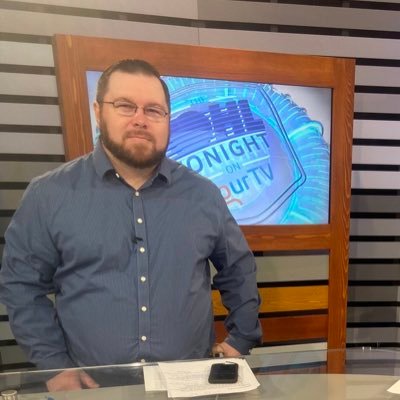 co-host of IceDogs Xtra , sometimes OHL tonight studio host & Pro wrestling/baseball commentator for @yourtvniagara. Past writer for Fightful Mag!