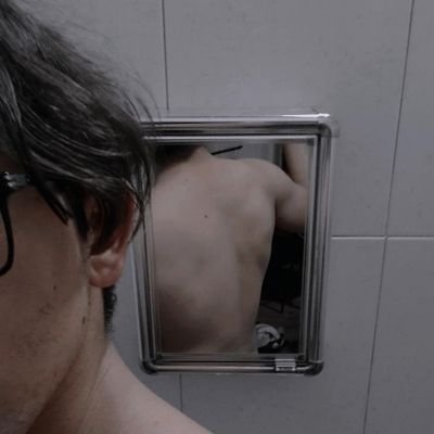 21 single, curioseando por ahora solo viendo, con respeto y buena onda
Me gusta el gym, cocinar, conversar sin importar a donde vaya la conversación