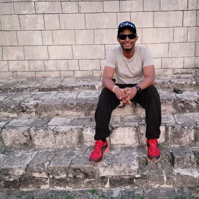 TharinduAlokaa's profile picture. 