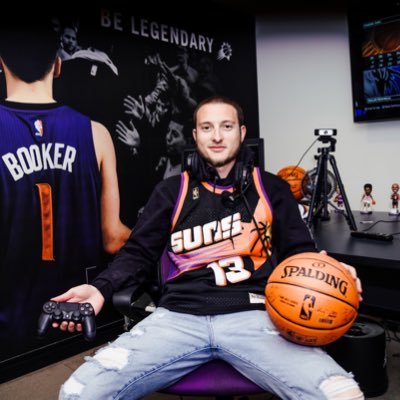 @suns influencer •||• IG antoniovs22•|| Former @nba2kleague player