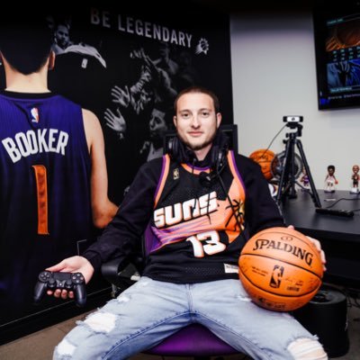 @suns influencer •||• IG antoniovs22•|| 🧡Suns🌵⭐️Cowboys💙Former @nba2kleague player