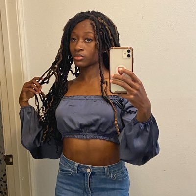 Mfoniso_Atrack's profile picture. 🇳🇬 || future entrepreneur📚|| 3xJuinor Olympic-All American || Wings Track Club 🖤|| Harvard 26 ❤️🤍