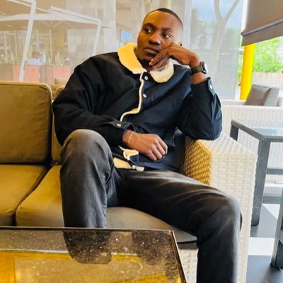 simwingapeter's profile picture. 