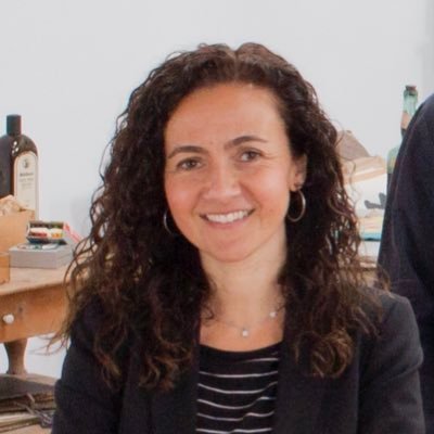 Directora de la @FundacioMasMiro de Mont-roig del Camp. M’exalta el nou i m’enamora el vell.