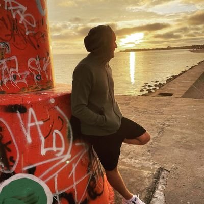 Tomek91898698's profile picture. niepoprawny optymista, fan piłki nożnej i różnego rodzaju aktywności,