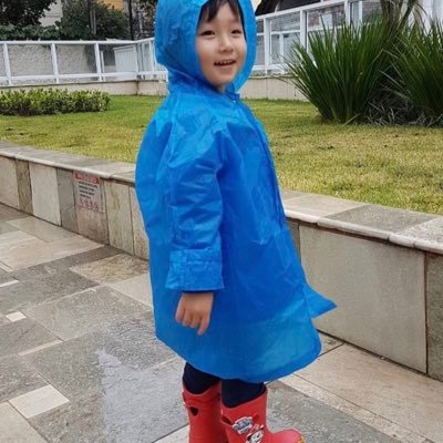 AmiEndurance's profile picture. Always happy