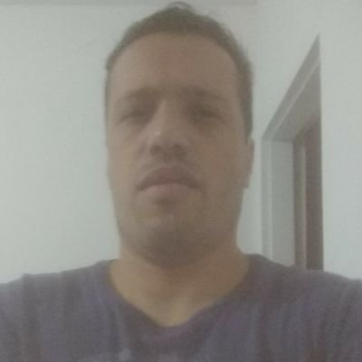 Rogerii17's profile picture. aks