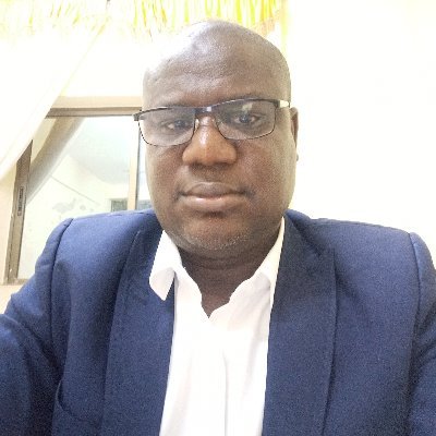 OmaOue's profile picture. Expert en communication pour le développement durable et en animation de dynamiques paysannes africaines