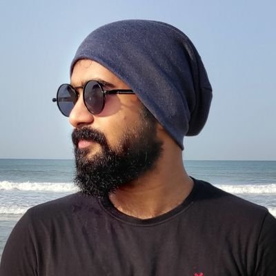 Py_thonian's profile picture. 