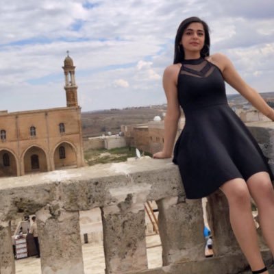 BaharGozal's profile picture. 🦋