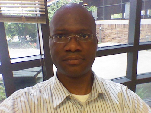 elvistwitt's profile picture. 