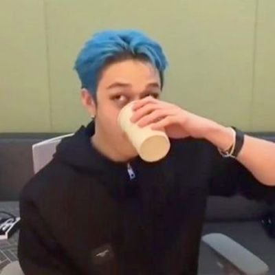 foivestarstay's profile picture. mostly talk about #SKZ and occasionally a bunch of other stuff, rambling about it all here 🥱