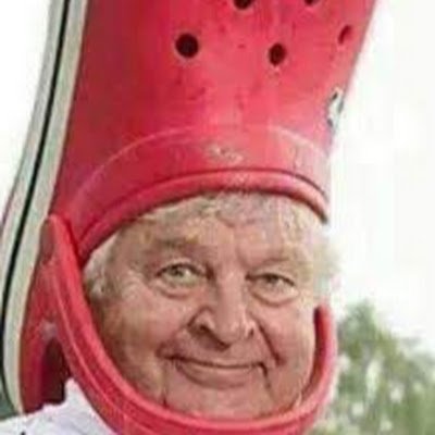 JoeBurn90129686's profile picture. 