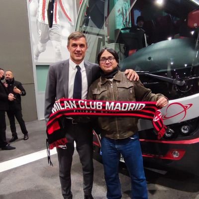 Con il Milan nel profondo dell'anima, sempre fino alla fine! Socio del @MilanClubMadrid 🔴⚫️🔴⚫️