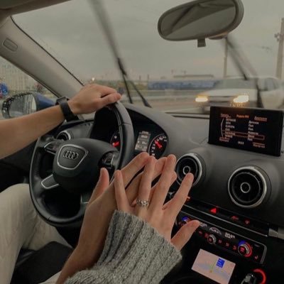 mystories_about's profile picture. Чоловіки у всій їх красі і відразливості ✨