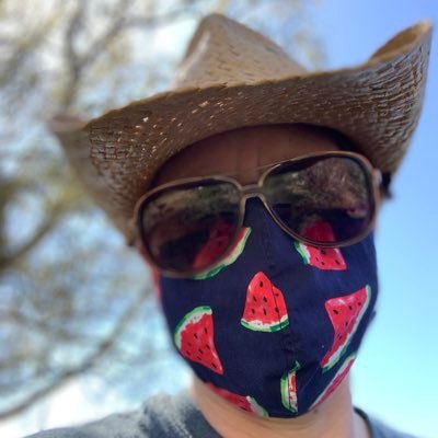 LibarinaAnne's profile picture. Highly distracted. Extremely extroverted. Probably overthinking something right now 📚✊🏻🏳️‍🌈🐱🐴🦄 She/her