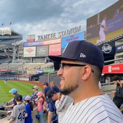 LETS GO YANKEES! #yankees #squadup #repbx 🤌🏼🤌🏼🤌🏼🇮🇹WEST COAST YANKEE FAN