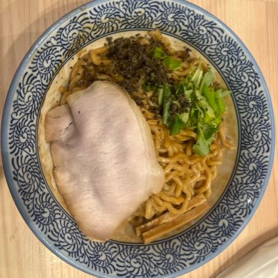 1qXB2hPspql39FI's profile picture. 