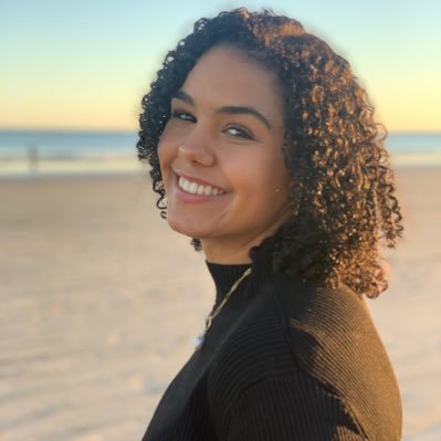 Health psych PhD candidate @UCLA studying discrimination, disordered eating, & health in Black women. @NASEMFordFellow & @NSF GRF. @Stanford alum👩🏽‍🔬