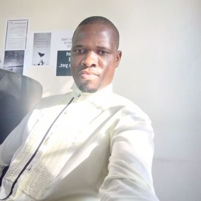 Ben Olepor is an Educationist//Trainer//Mentor//Politicians. Teacher @VfA// Learning Facilitator @YaakaDN//oleporben@gmail.com