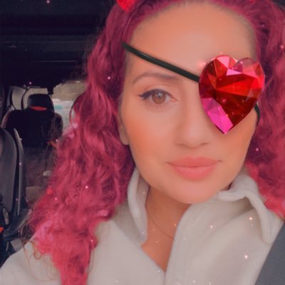 symsylla's profile picture. ✌🏼&❤️