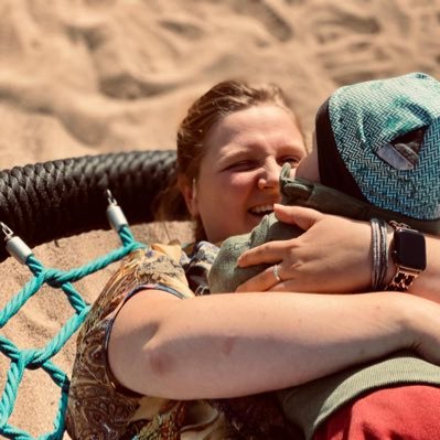 Aenni0ne's profile picture. im Rotstiftmilieu