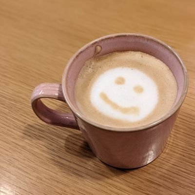 おうちカフェにハマる夫婦の記録//コーヒーの自家焙煎、抽出、ブレンドを研究//夫がコーヒー担当、妻が葉っぱもん(紅茶、日本茶)担当//クラフトコーラも作るよ//フォローリプ歓迎です//使っている器具は楽天ROOM//インスタ//↓リンクはこちら