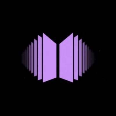 Laura21936241's profile picture. 