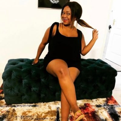 God fearing. 😍BURGANDY😍 Icecreamaholic. umNcotshe❤ Your accountant 🎓💼 Bubbly cheeks. Energy Ball. Shortee❤️