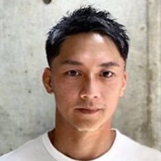 STEPEN_BTC's profile picture. 22歳まで一般企業勤務→上司の長話を聞く毎日この時間が有ればお金を稼げると思い投資を開始→3年で運用資金1億2000万突破安定した利益を上げ続けることに成功→上司に辞表を突きつけてFIRE→同じ状況の人の力にちょっとでもなりたくてプレゼント企画スタート